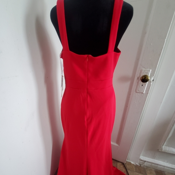 Aqua V-neck Cutout Dress - Picture 4 of 13